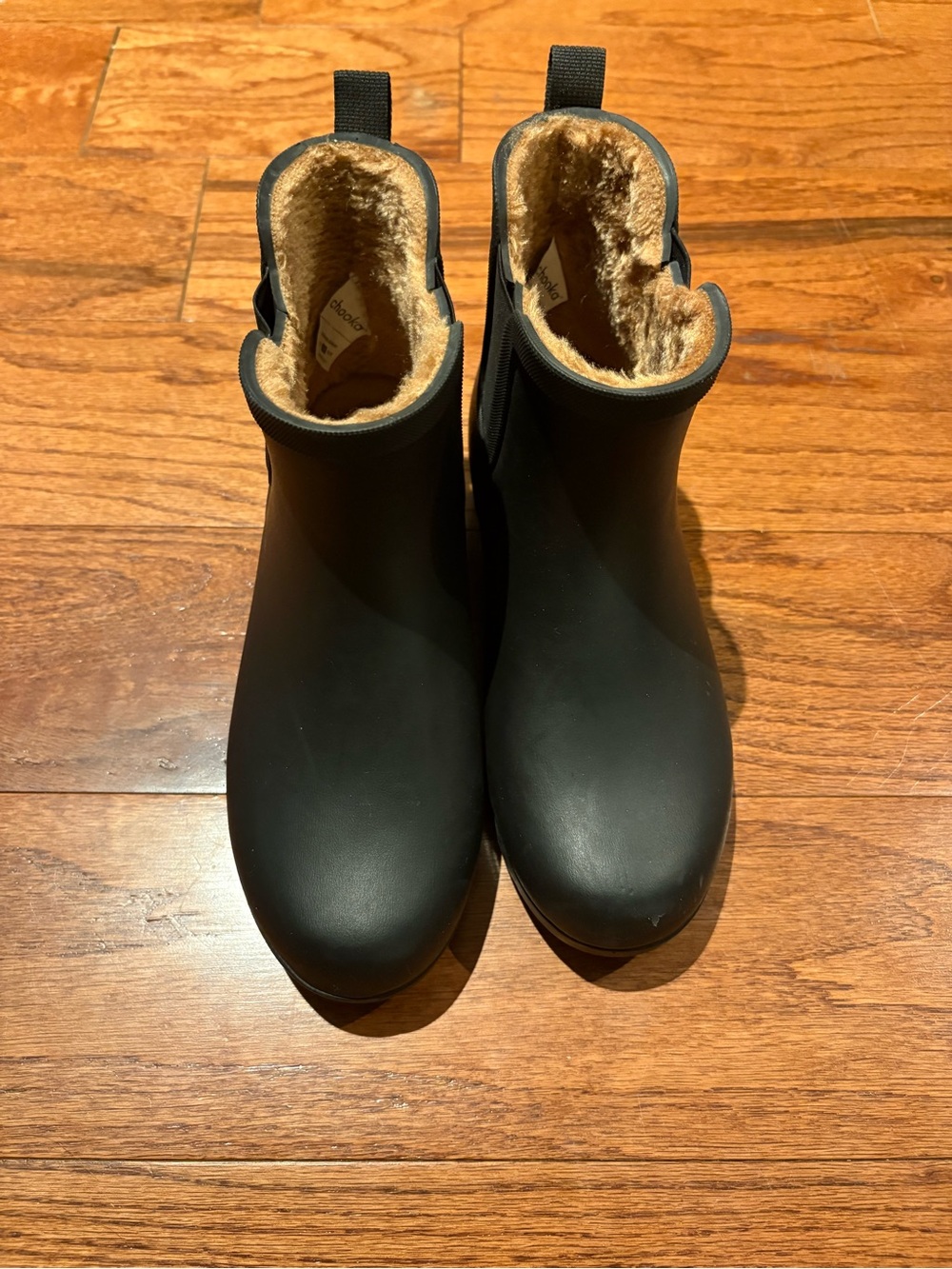 chooka Women’s Black Faux-Fur Lined Ankle Rain Boots Size 8.